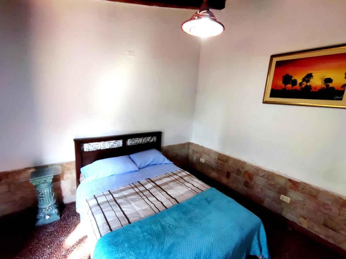 Hotel La Aparesida Areguá Zewnętrze zdjęcie