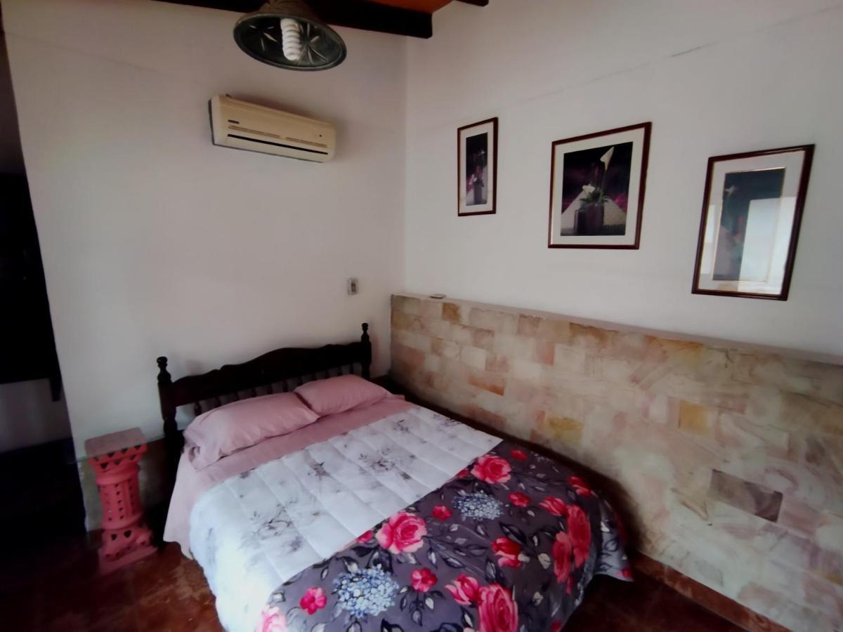 Hotel La Aparesida Areguá Zewnętrze zdjęcie