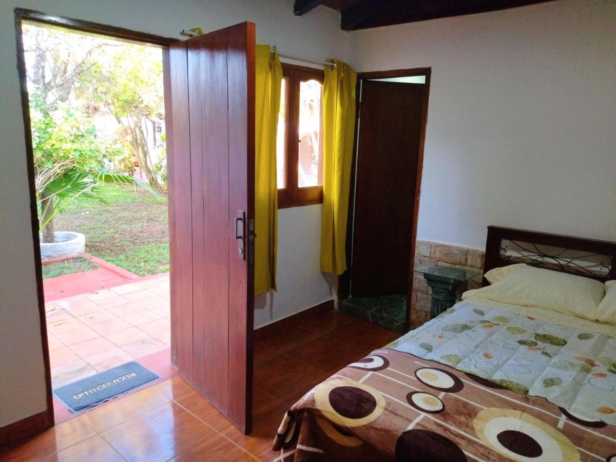 Hotel La Aparesida Areguá Zewnętrze zdjęcie